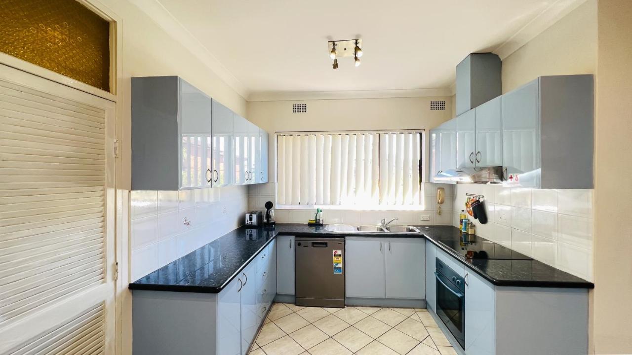 Ferienwohnung Carlton 3 Beds Unit - Free Parking Sydney Exterior foto